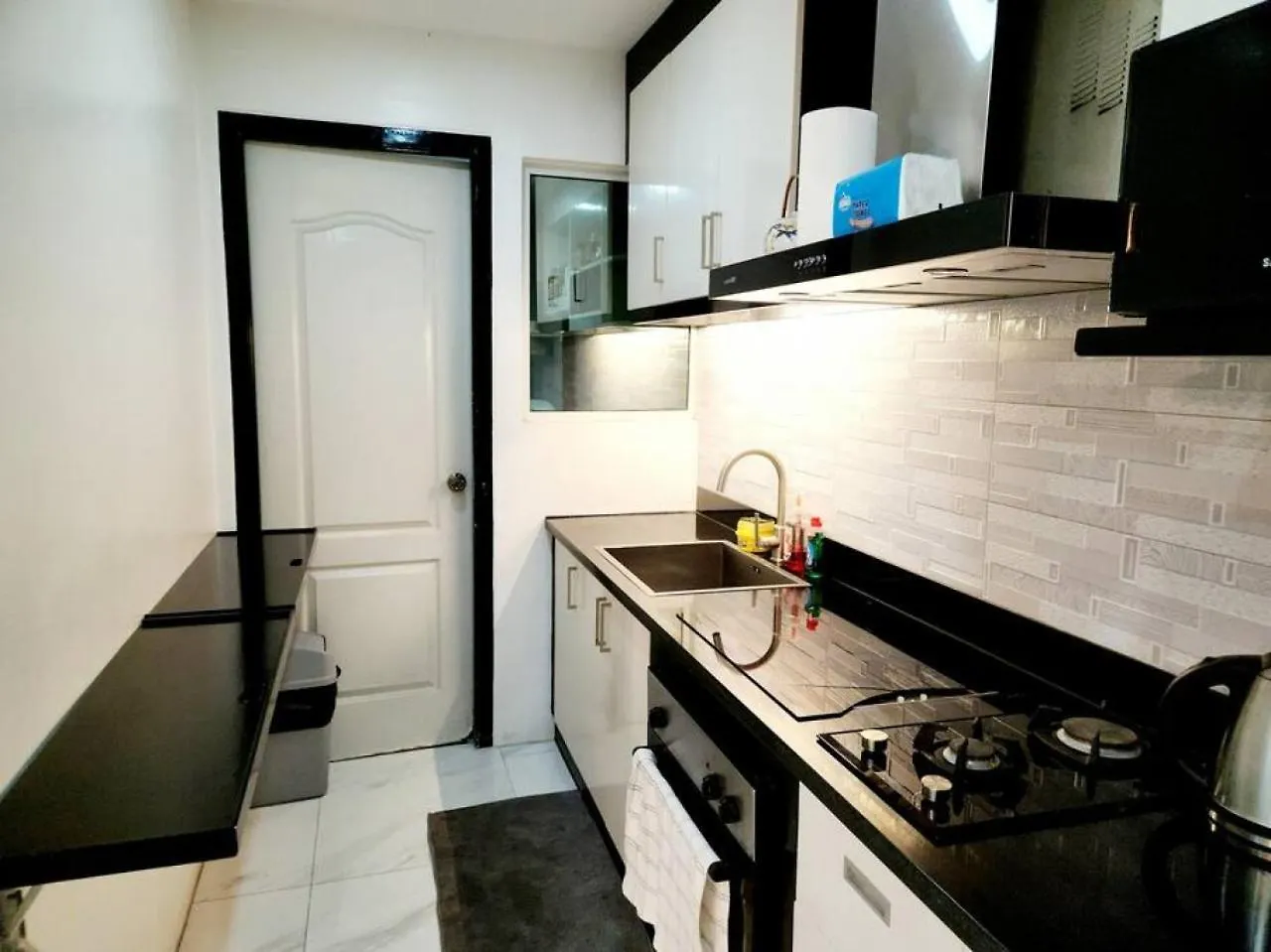 Alpha Grandview Malate Condo 2005 Manila